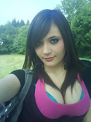 woman looking for a woman fuck buddy in Fallston